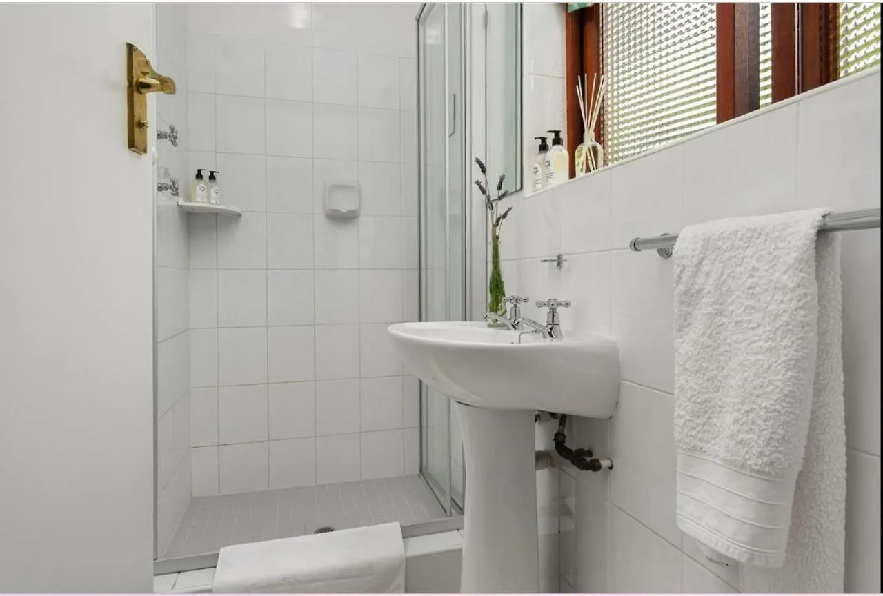Valley Heights Guest House And B & B Cape Town